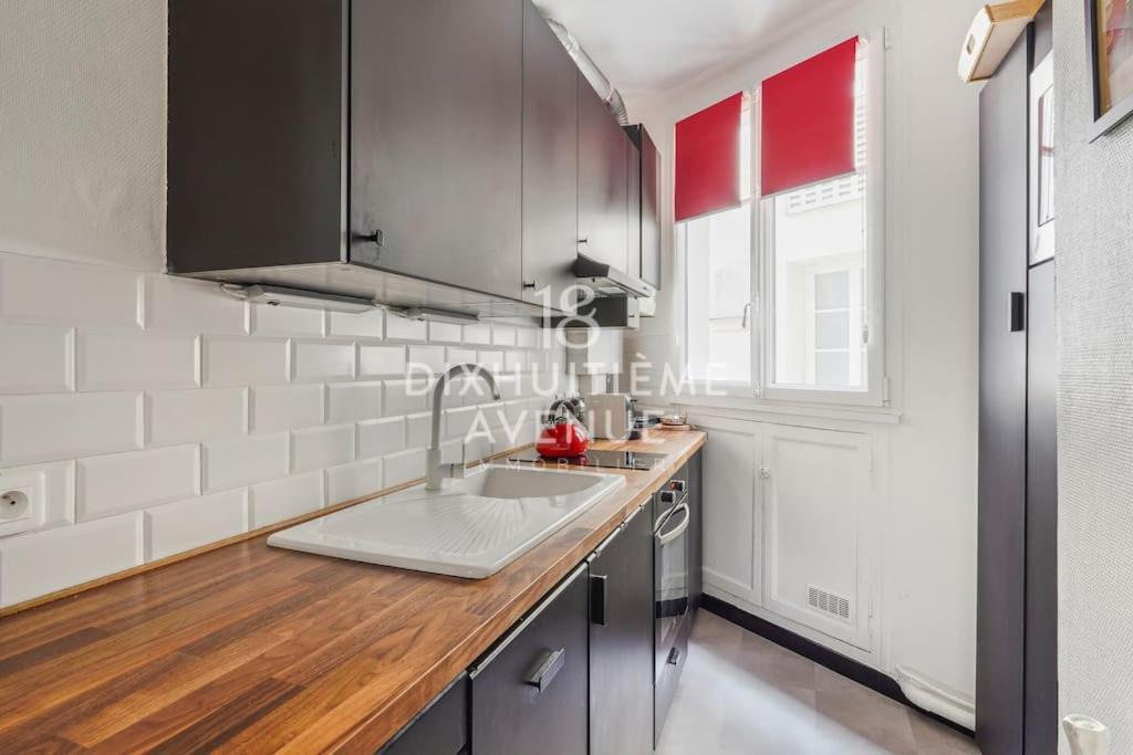 Modernite Et Confort A Montmartre Appartamento *