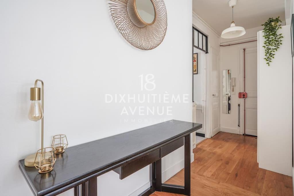 Modernite Et Confort A Montmartre Appartamento Parigi